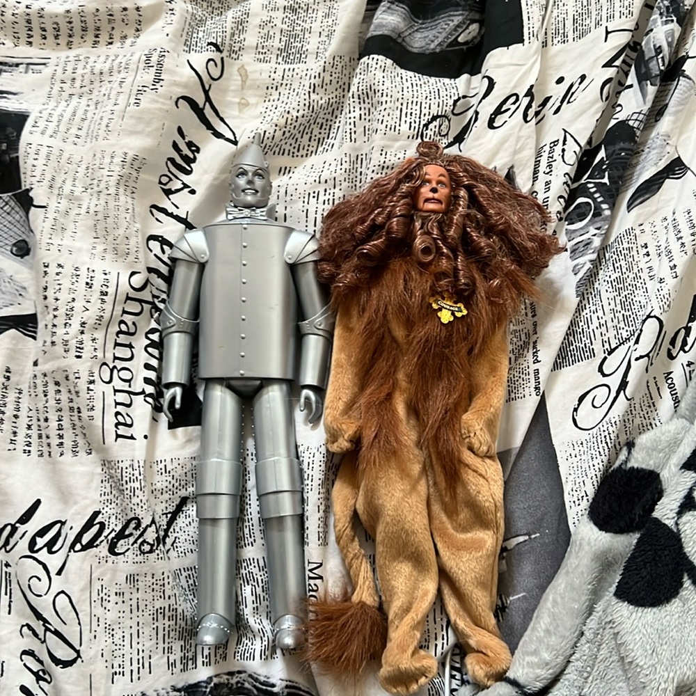 Lion and tin man Barbies